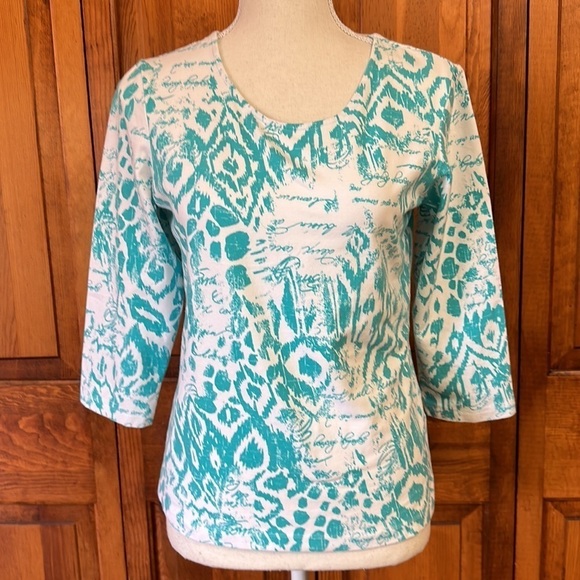 Ruby Rd. Cotton/Spandex Scoop Neck Aztec Print Script White/Teal Top 3/4 Sleeve - Picture 1 of 8